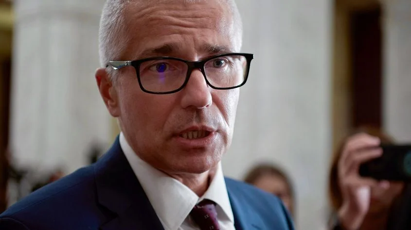 DOCTORATUL PLAGIAT AL MINISTRULUI JUSTIȚIEI. 140 pagini cu conținut copiat în teza lui Radu Marinescu